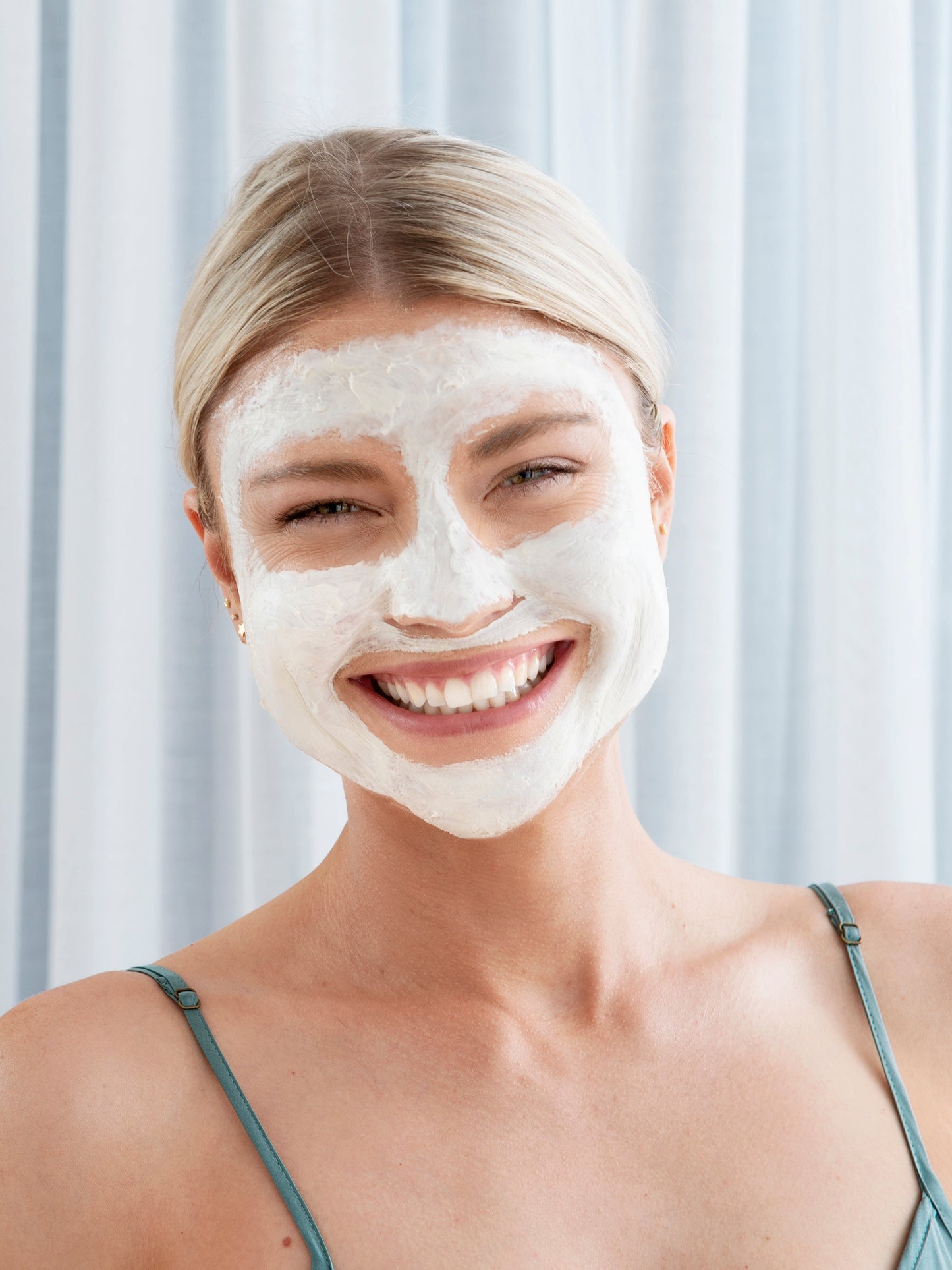 Brightening Marine Mineral Mask