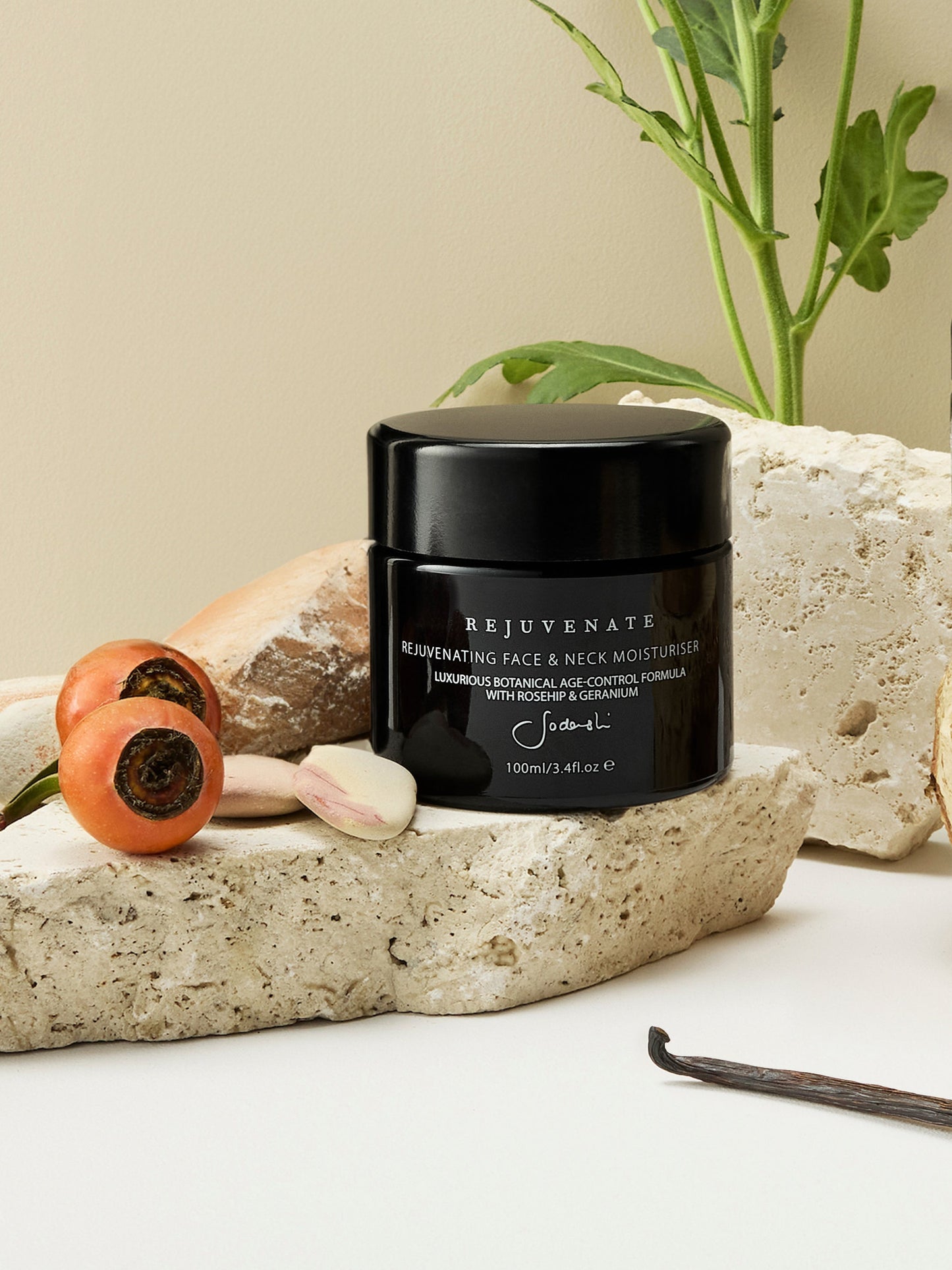 Rejuvenating Face and Neck Moisturiser