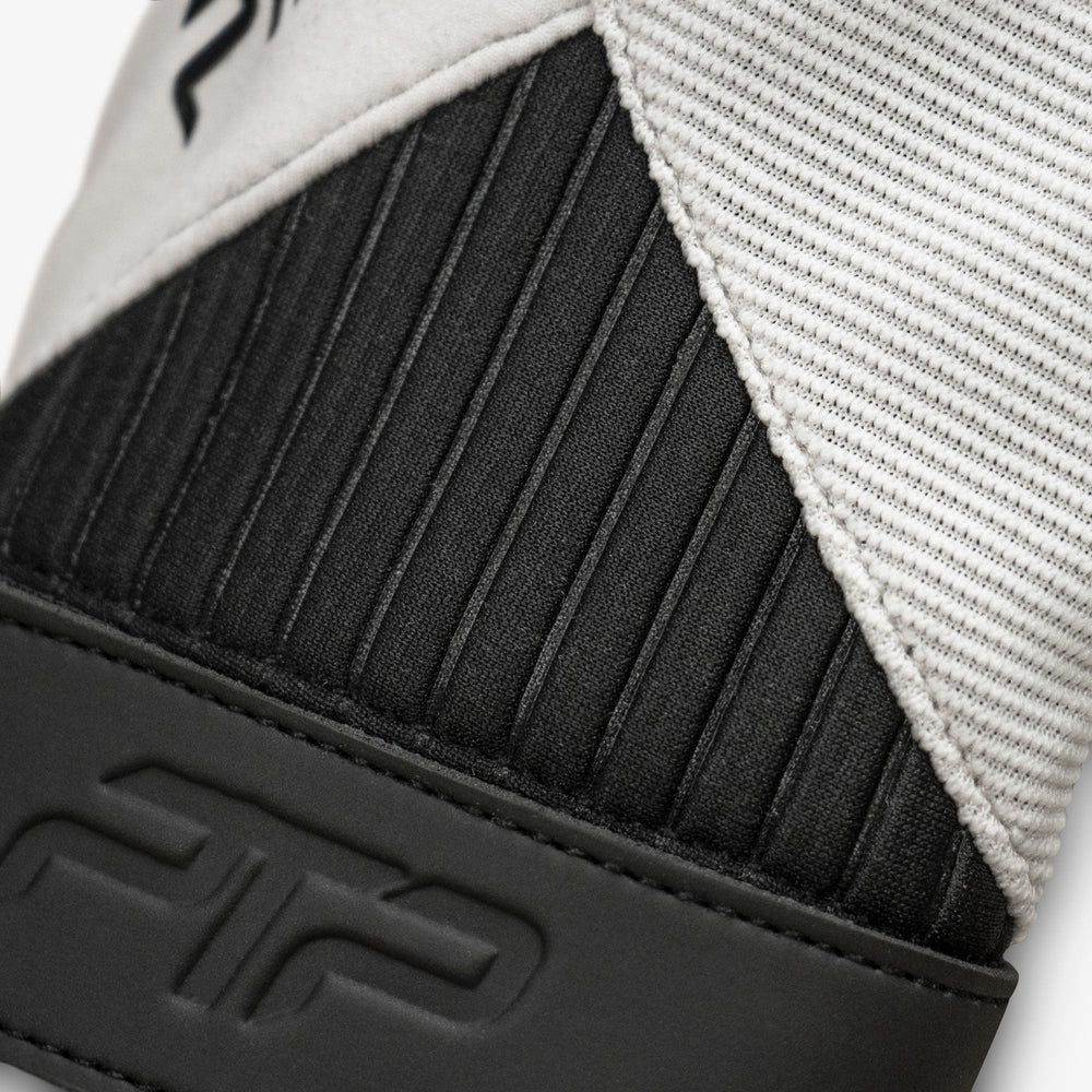 
                      
                        LOW-IMPACT FITNESS GLOVES LUXE M/L
                      
                    